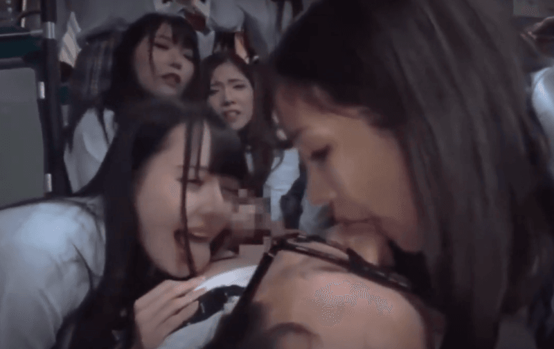 【JK】女子高生達と男1人が満員バスで逆痴漢7P以上ハーレムエロタレ用アダルトAV無料エロ動画♡