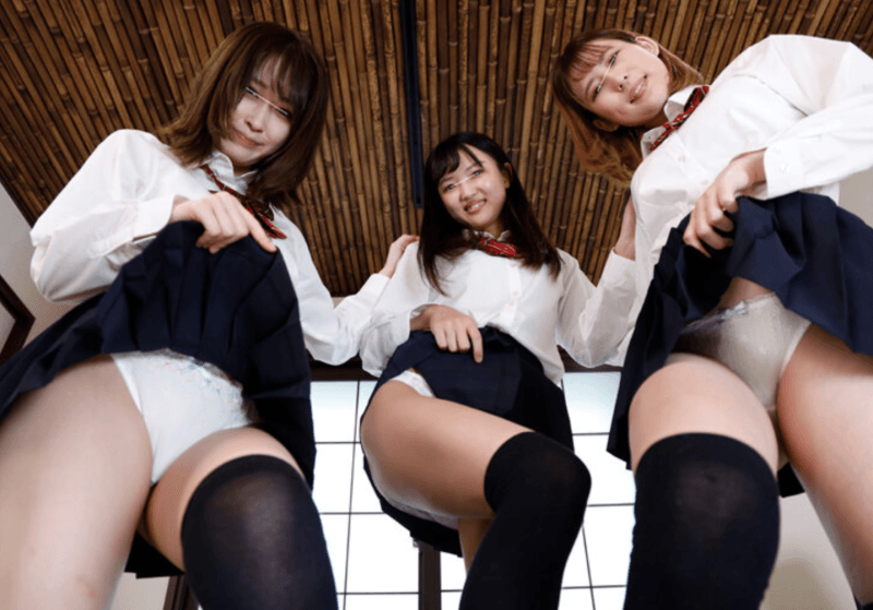 【JK】パンチラ美少女3人と男1人が4Pハーレムエロタレ用アダルトAV無料エロ動画♡
