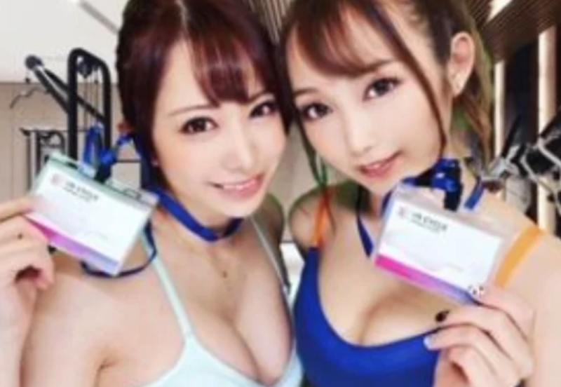 【素人企画】爆乳スレンダー痴女美少女たちとクンニや手コキフェラ+セックス
