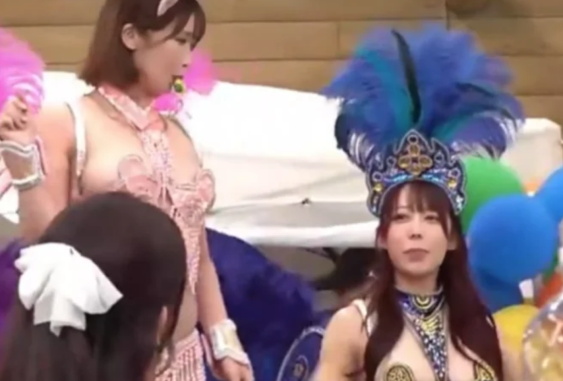 【うんぱい・松本いちか】爆乳痴女お姉さん+ちっぱいロリ系スレンダーコスプレ美少女とベロチューやレズ手コキフェラセックス